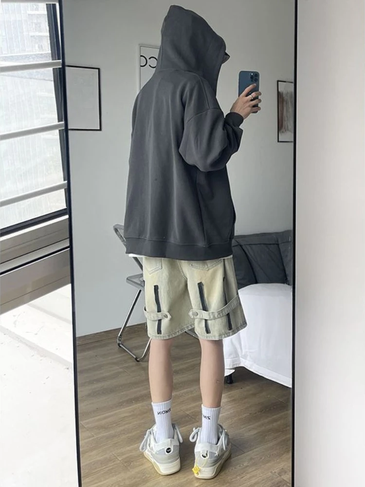 

Men's Baggy Knee Length Jeans Shorts Lightweight Stretch Fabric Edgy Hip Hop Street Fashion