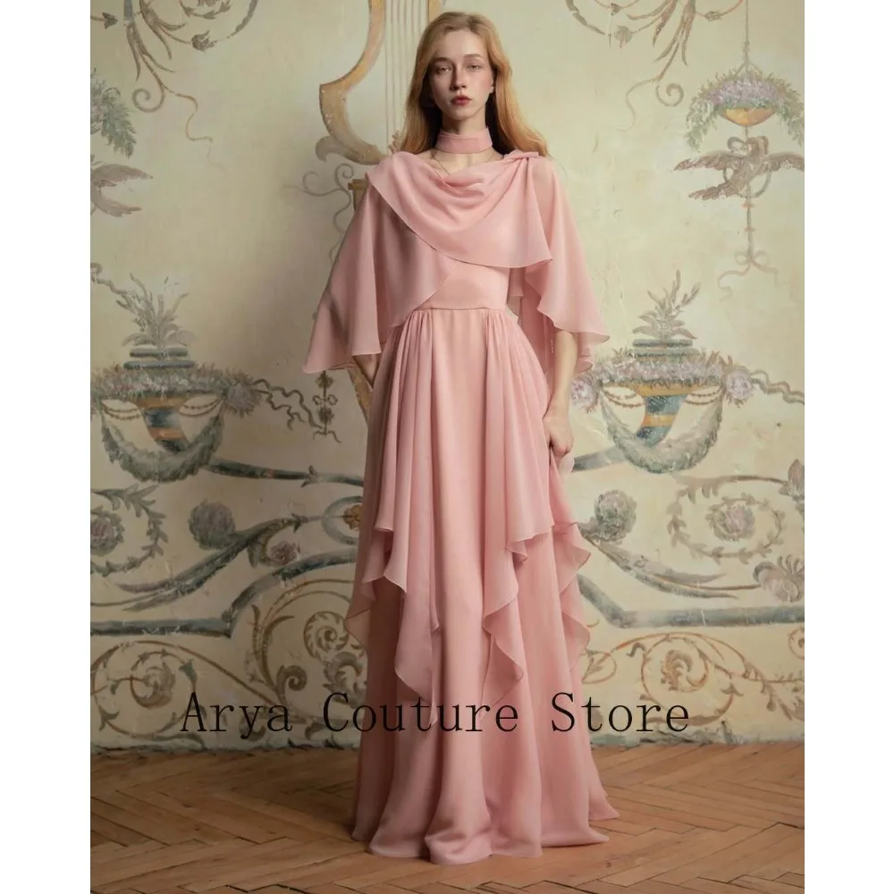 Vestido Formal Rosa Antigo com Decote Halter, Sobreposição de Chiffon e Saia em Camadas com Babados, Vestido Maxi para Mulheres em Casamentos e Festas