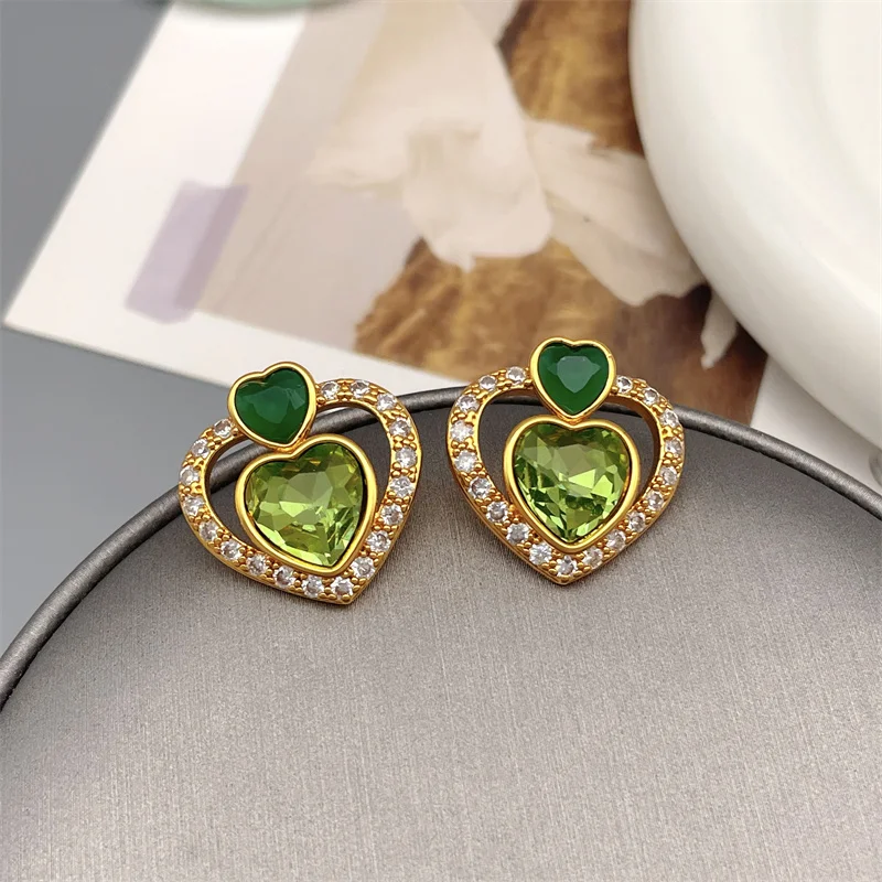 

European And American Retro Double Heart Shape Inlaid Emerald Zircon Stud Earrings For Women Exquisite Fashion Earrings Jewelry