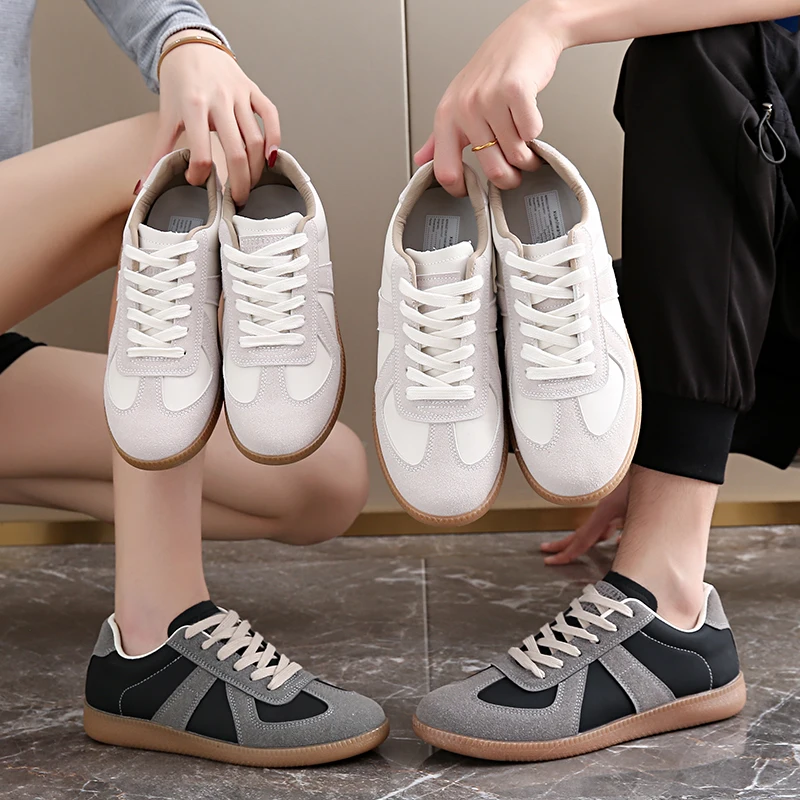 New Couple Retro Four Seasons Forrest Gump Shoes For Men And Women Casual Shoes Flat Lace Sneakers