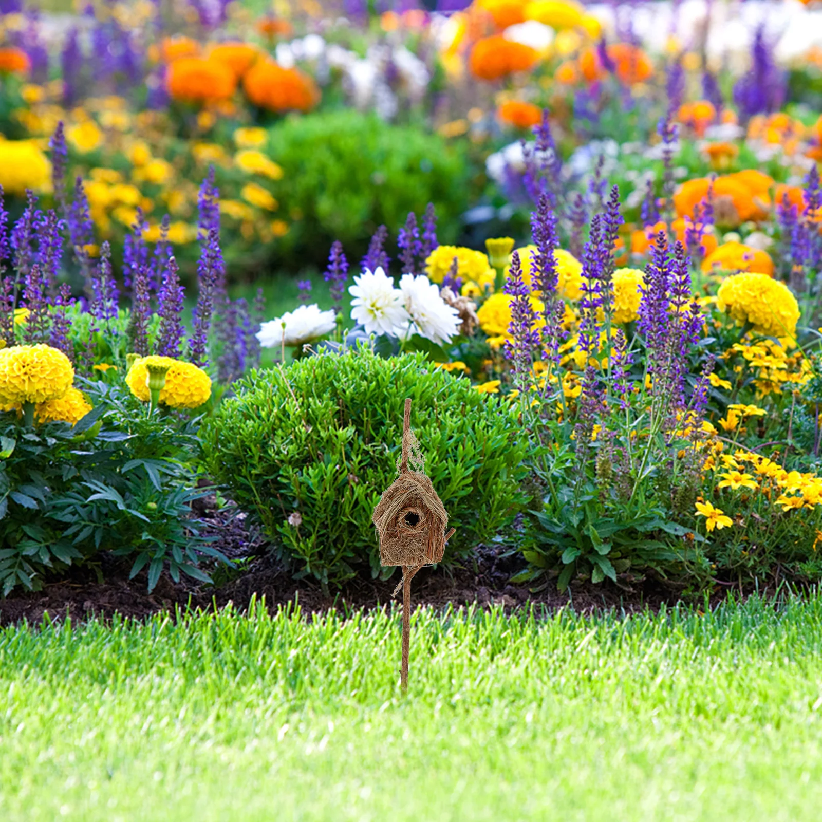 

Standing Bird Stake Garden Decoration Rustic Bird Nest Ornament Outside Decorative Yard Garden Accent Gardening Decor