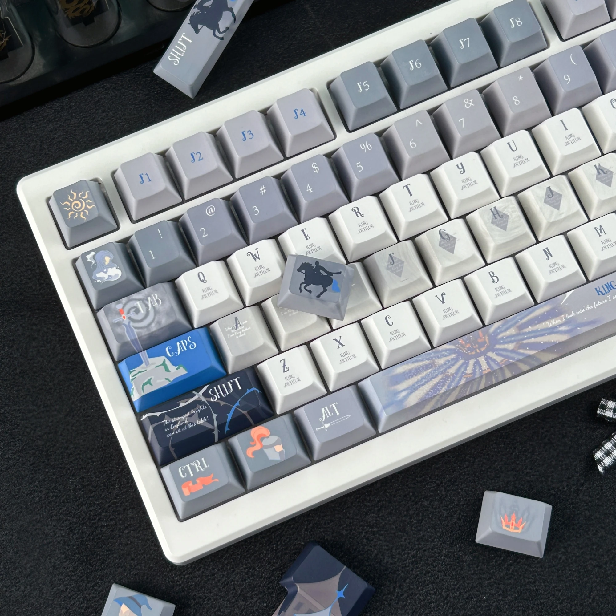 

MAIMOOO King Arthur Keycaps Cherry Profile PBT Thermal Sublimation Custom Royal Knight Style Keycaps for Mechanical Keyboard