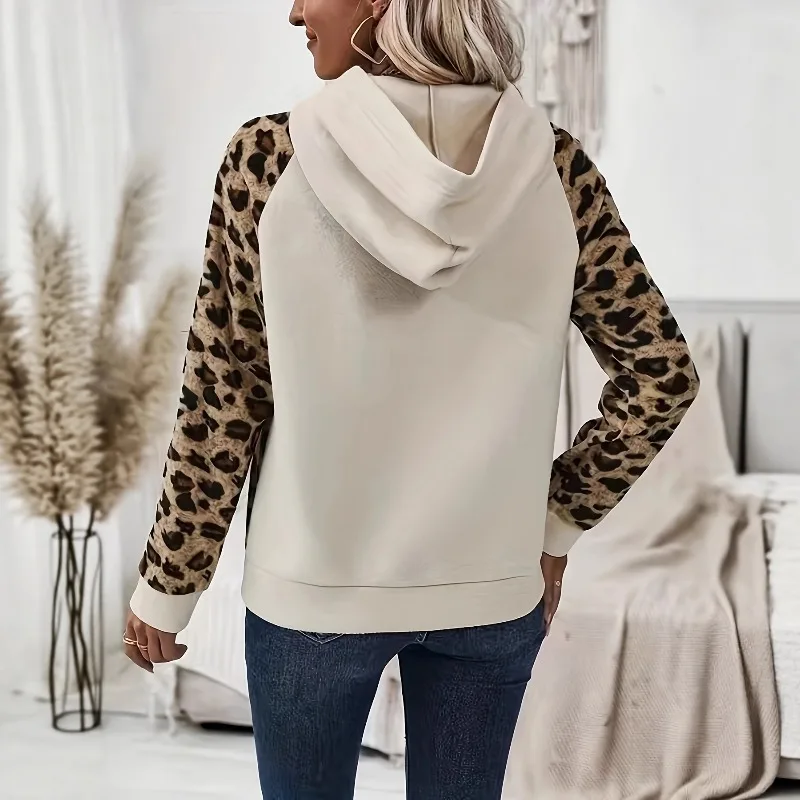 

2025 Autumn and Winter Leopard Print Long-sleeved Splicing Hooded Long-sleeved Sweater Women