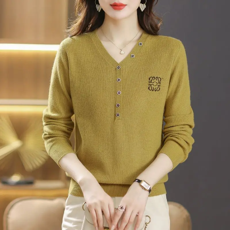 Women\'s Clothing Solid Color Pullover V-Neck Button Geometric Embroidery Long Sleeve Sweater Knitted Elegant Aesthetic Tops