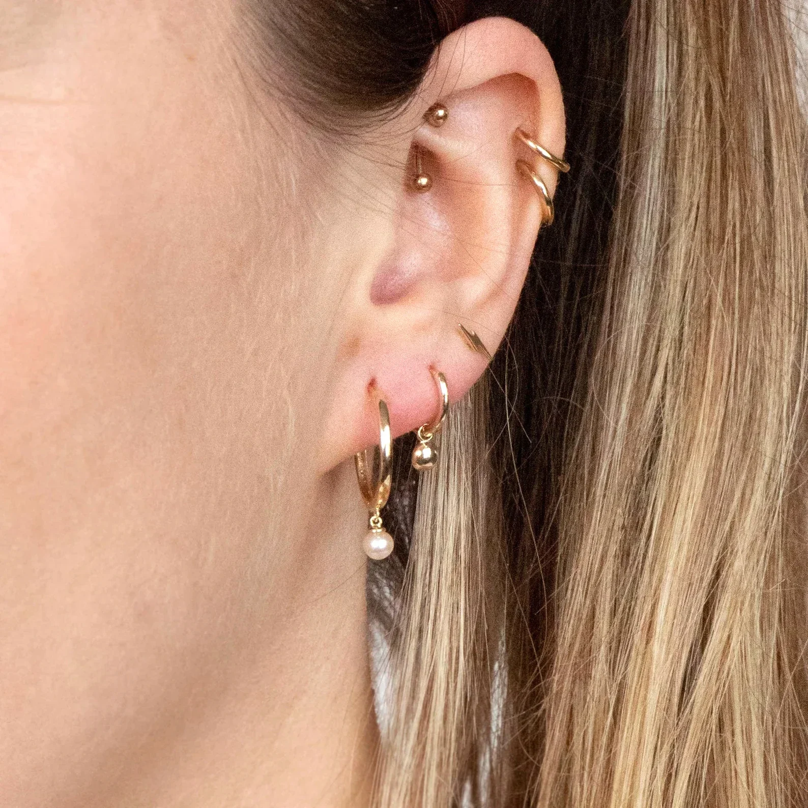 925 Sterling Silver Ear Needle Korean Pearl Hoop Earrings For Women Huggie Gold Earring Pendientes Fine Wedding Jewelry Gift