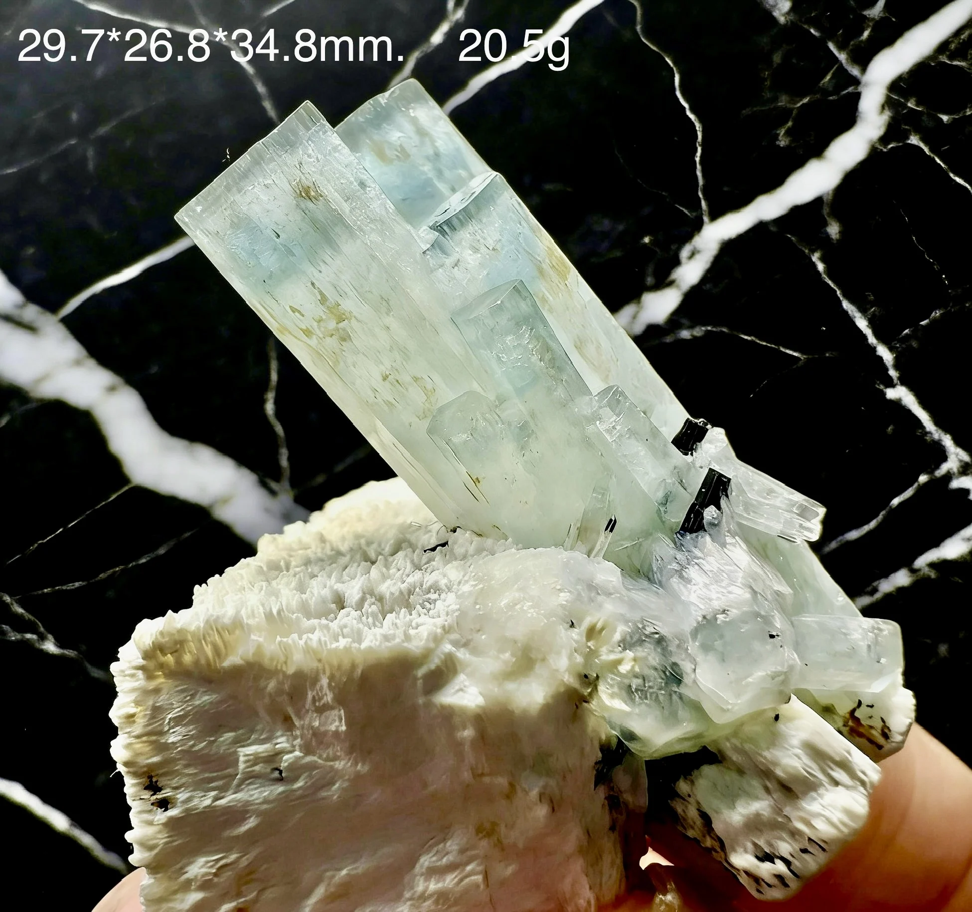 Natural 5A Aquamarine Gemstone March Birthstone  Rough Mineral Specimen Healing Crystal Geology Collection Raw Stone For Home