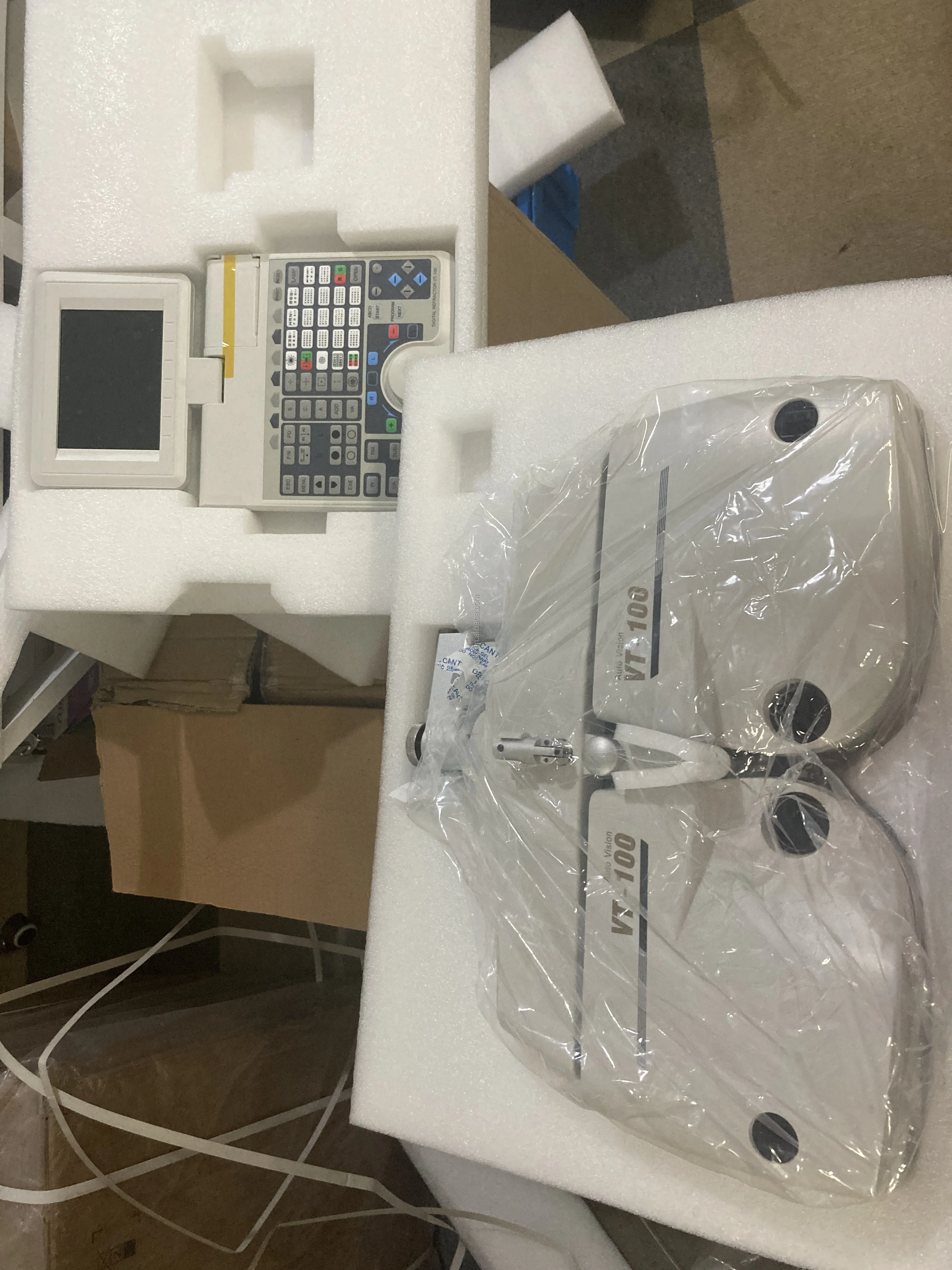 Peralatan Optik Phoropter Otomatis Berkualitas Tinggi Computeriezd View Tester VT-100 Phoropter Otomatis