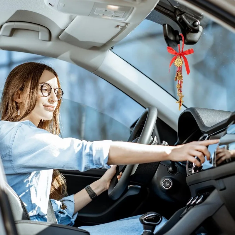 1 قطعة وسام سانت بنديكت حماية من نعمة الشر الكاثوليكية سانت بينيتو ميدالا دلايات المجوهرات للنساء الرجال سيارة هدية