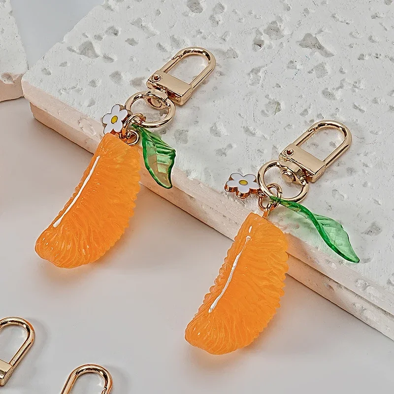 LLavero de mandarina de dibujos animados, llavero de coches, mochila, colgante, accesorios de decoración, regalos