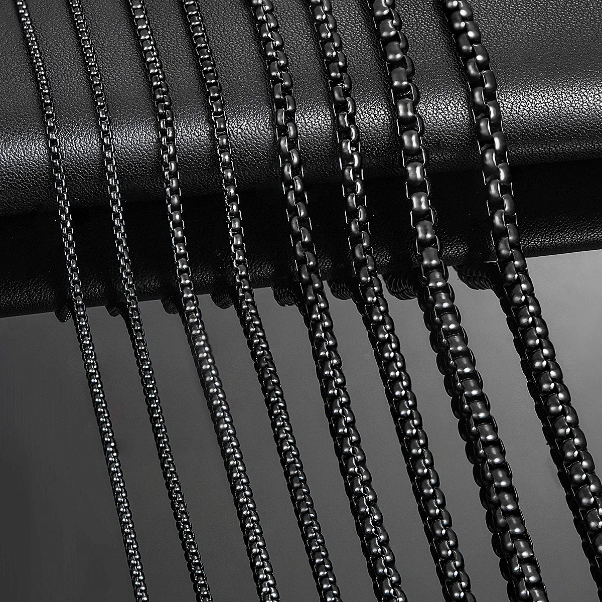 HIYEE 1 sztuka 2mm/3mm/4mm/5mm Czarny kolorowy łańcuszek z ogniwami Klasyczny naszyjnik ze stali nierdzewnej Biżuteria dla mężczyzn Kobiety DIY Prezent