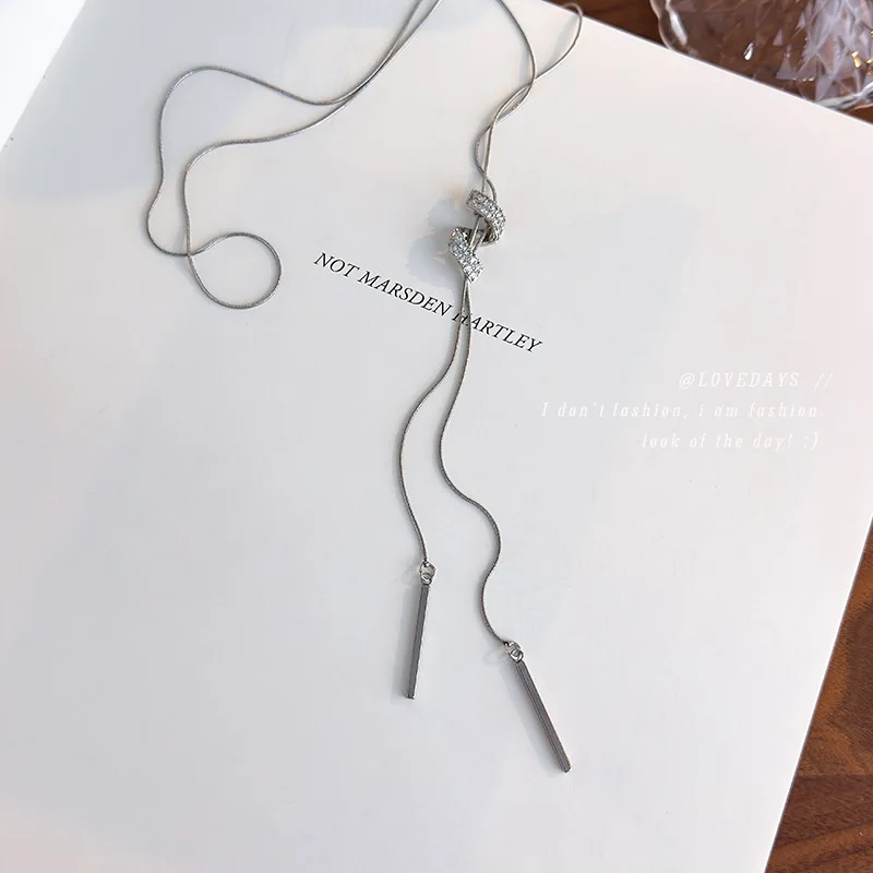 Sweater Necklace Adjustable Spiral Long Chain Premium Lightweight Durable Elegant Daily Essential Accessory for Women Style