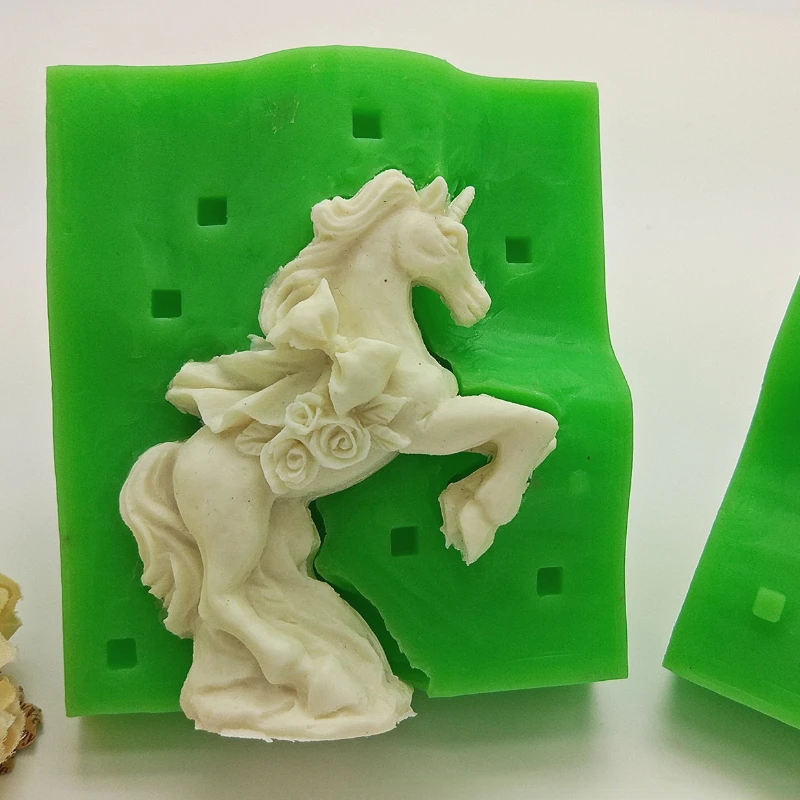 Cute Pony Silicone Candle Mold DIY Aromatic Animal Horse Candle Making Handmade Soap Resin Chocolate Mold Gifts Craft Home Decor
