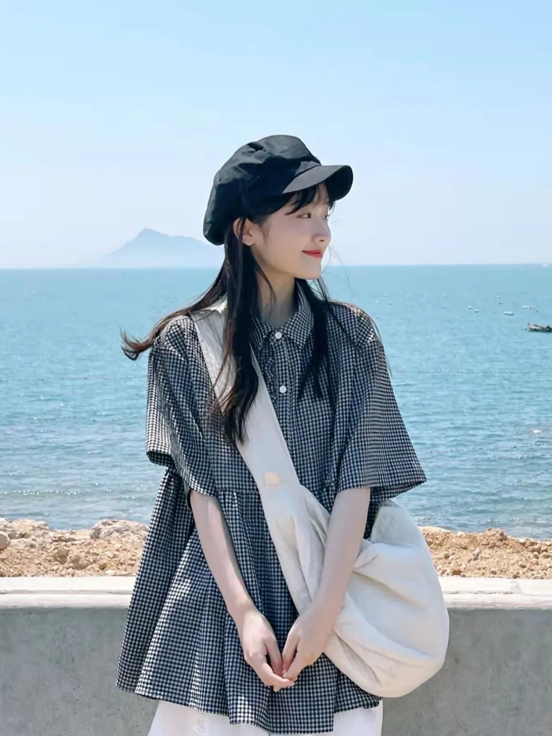 

Retro Japanese Plaid Short Sleeve Shirt Women Summer Design Loose Doll Feel Top Polyester Fiber Button Splice Regular Fit