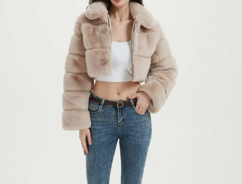 

Women's Short Plush Top 2025 Autumn and Winter New Eco friendly Artificial Wool Jacket