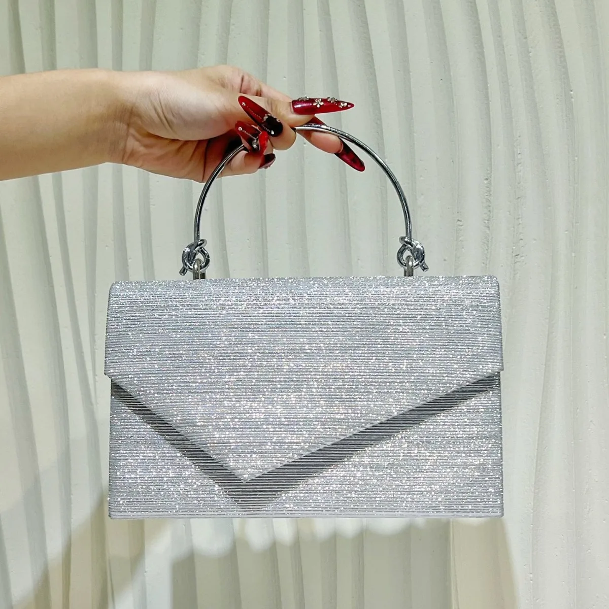 Fashion chain portable small square bag women's 2026 new trendy ins trendy personalized shoulder bag casual messenger bag