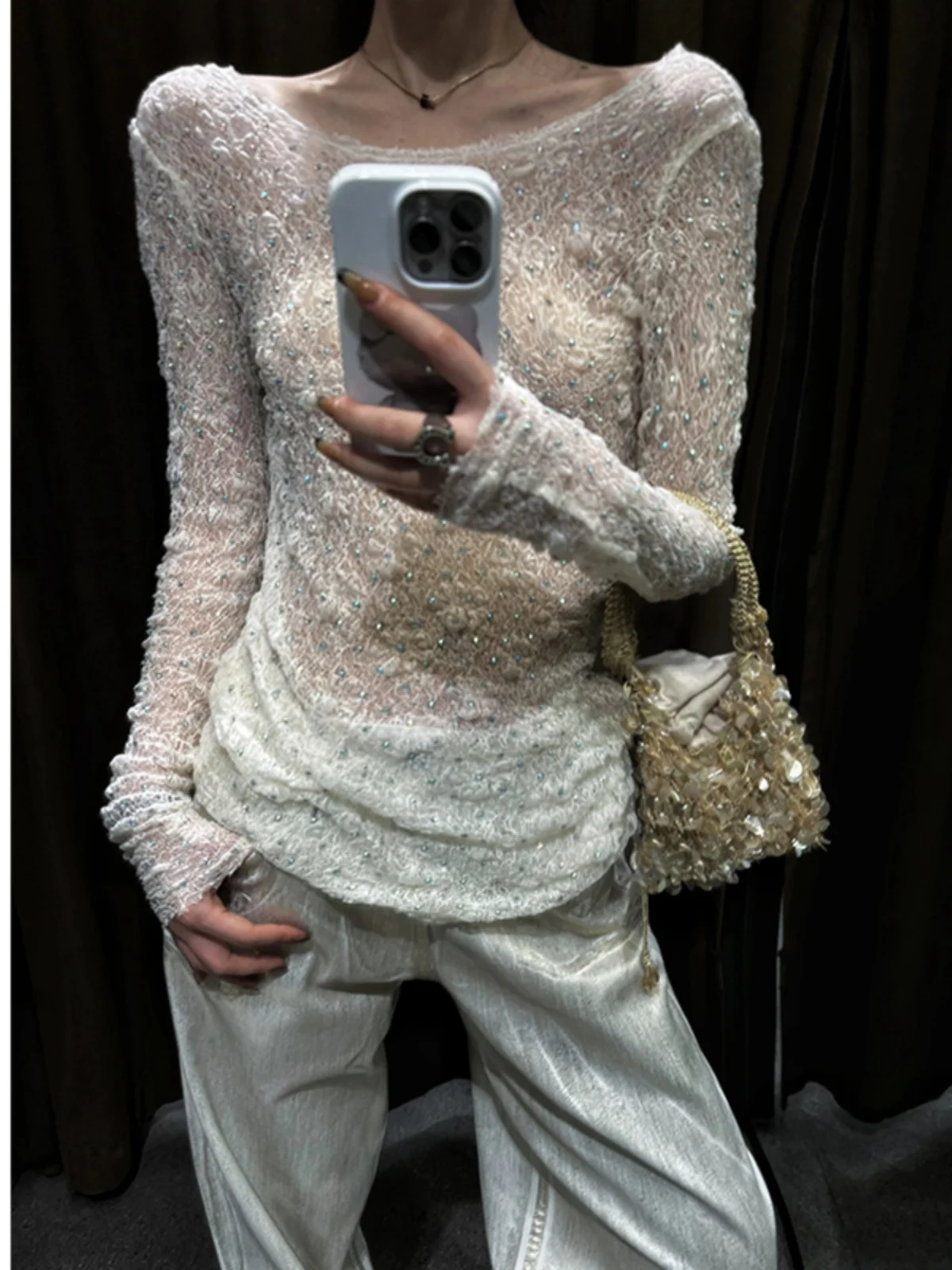 

White Heavy Embellied Lace Base irt Bal Women's Inner Wear Top Diamond Embellied Slim Fit Sweet Sle Long Sve