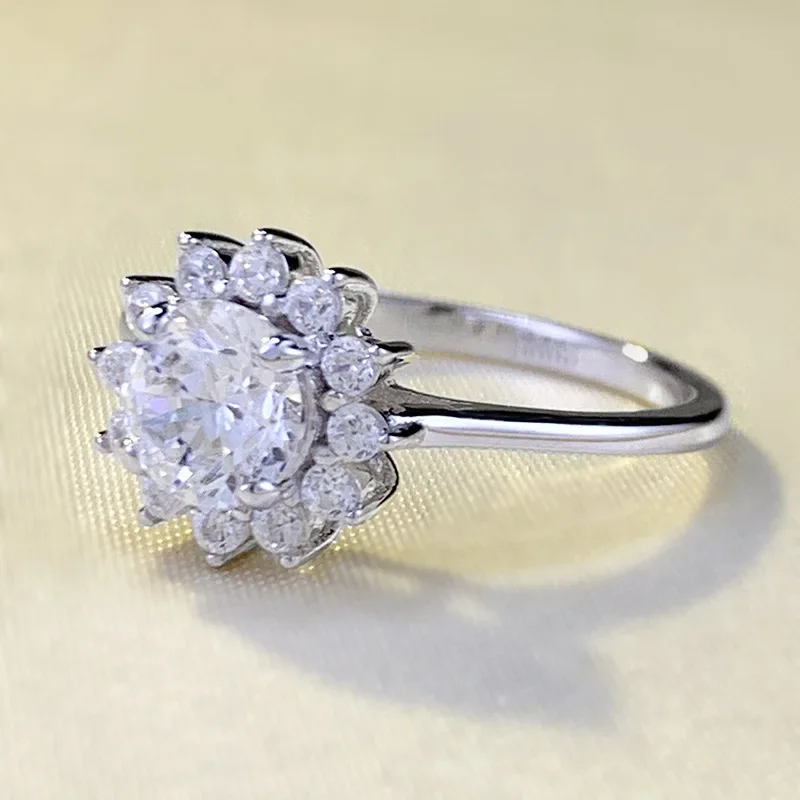 Karachi S925 Sterling Silver 6 * 6mm Zircon Sunflower Advanced Proposal Ring For Women's High End Live Broadcast Unique Jewelry