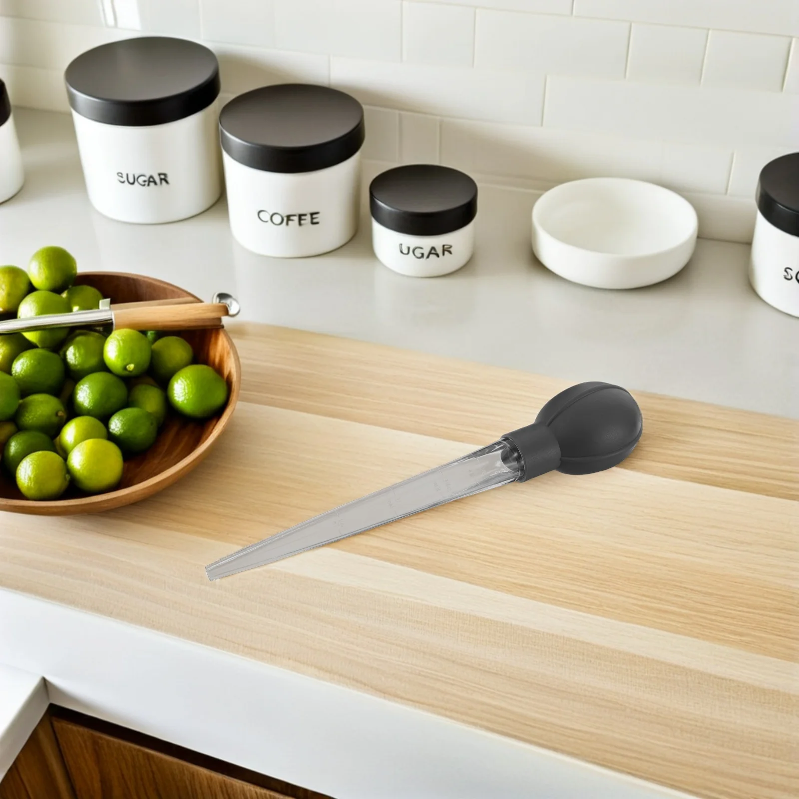 

2Pcs Large Cooking Pipette Plastic Oil Dropper with Scale Precise Seasoning Dispenser for Baking Meat Basting Kitchen Liquid