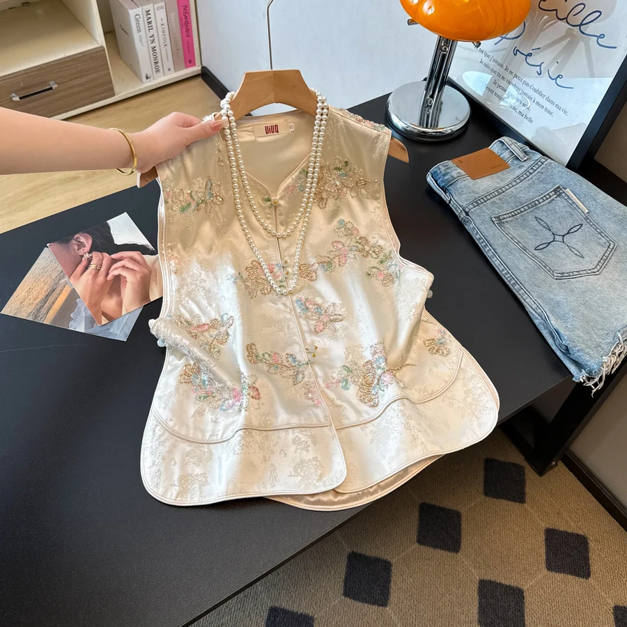 New Chinese Style Handmade Embroidered Satin Jacket Top Outerwear with Button Design High End Floral Patterned Vest for Women
