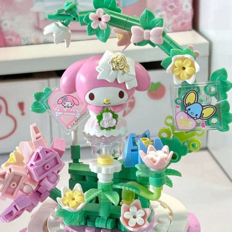 

Строительные блоки Keeppley, музыкальная шкатулка Sanrio Kuromi My Melody, обучающая игрушка для сращивания, модель, настольный орнамент, коллекция, подарок
