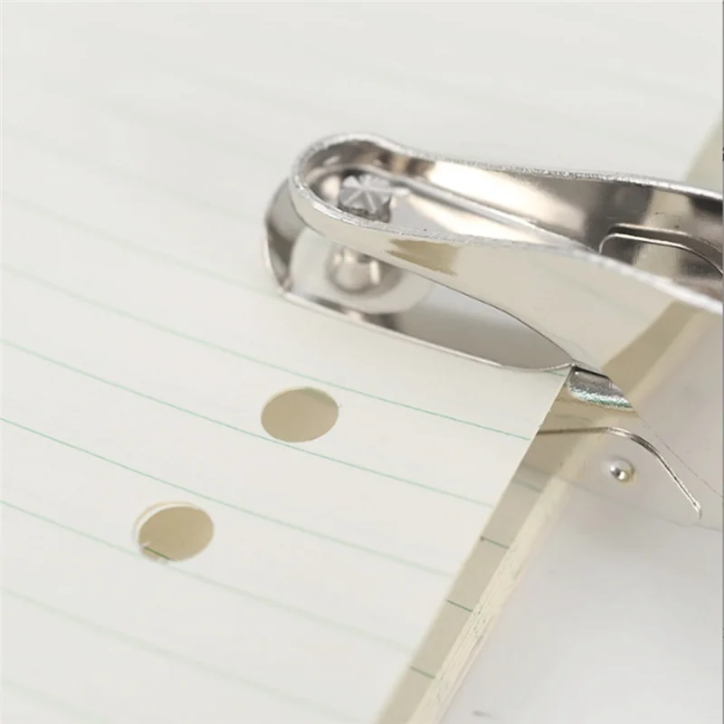 

L74A 4Pcs Metal Piercing Pliers Single-Hole Boxed Hole Punch with a Diameter of 6Mm