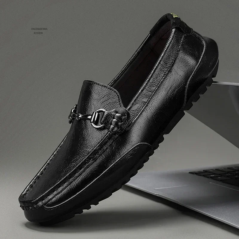 38-47 fashion men\'s shoes genuine leather loafers Mens casual new designer driving high quality Boy Free Shipping