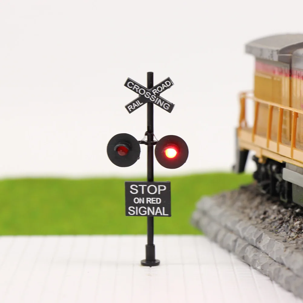 HO Scale 1:87 Railroad Crossing Signal Stop on Red Signal 2-LEDs Evemodel JTD877R