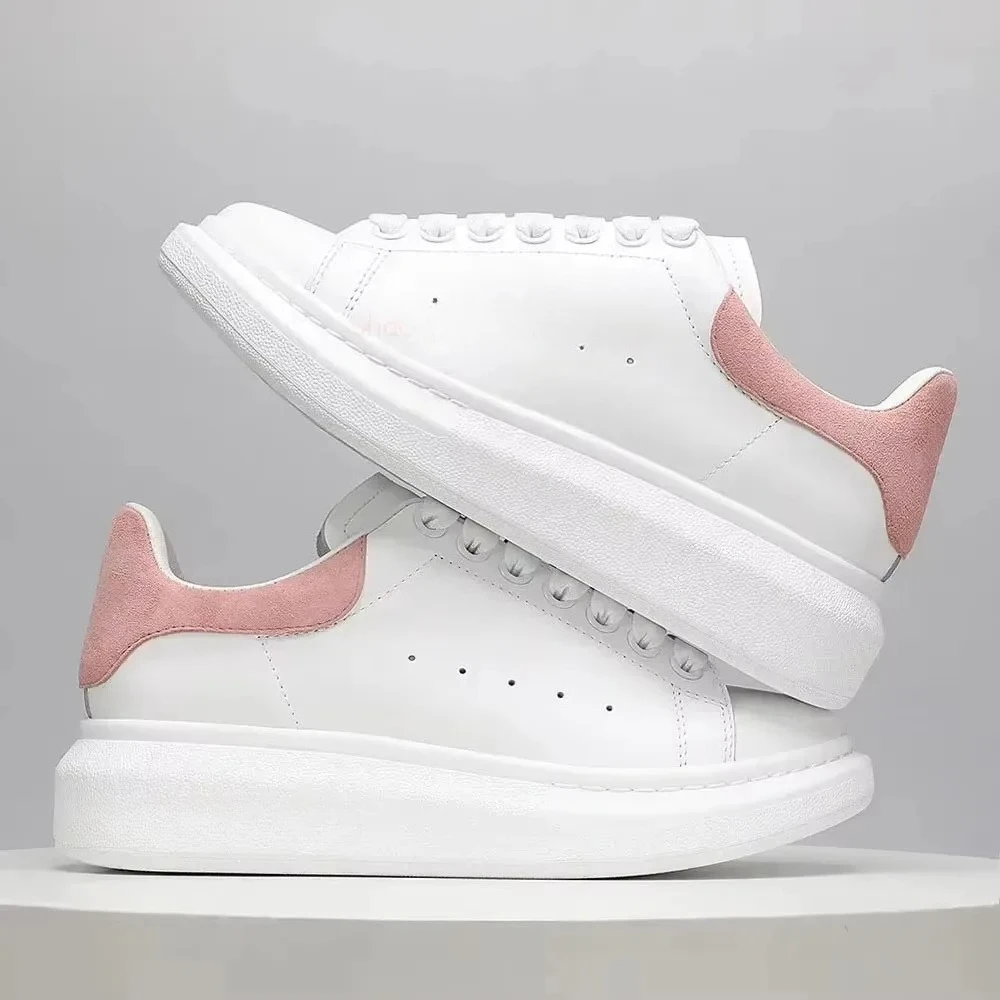 

2026 Spring and Summer New White Thick soled Wide Sports Shoes Fashionable and Versatile High end Women's Shoes Board Shoes