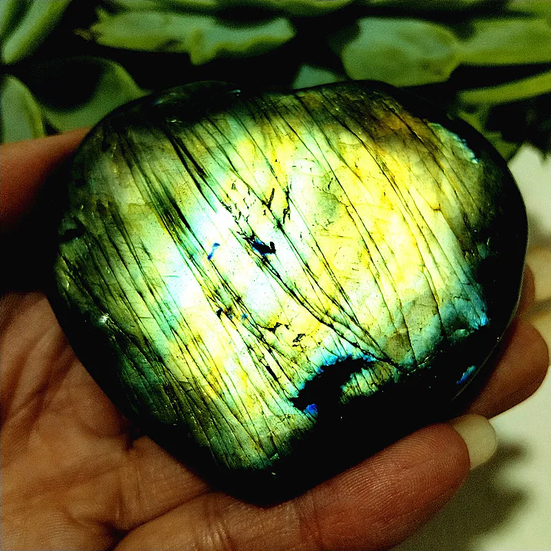 Natural Blue Labrador Stone Crystal Heart Palm Meditation Energy Spirit Healing Feng Shui Home Ornament
