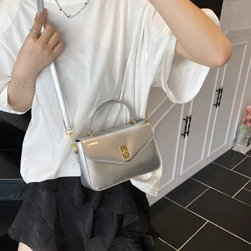 

Лето 2022, новая женская корейская минималистичная сумка-седло, уникальная шикарная текстура премиум-класса через плечо, повседневное использование