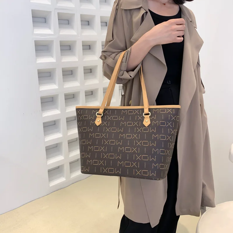 Classic Printed Tote Women\'S Bag 2023 New Elegant Fashion Large Capacity Handbag High-End Texture One-Shoulder Messenger Bag