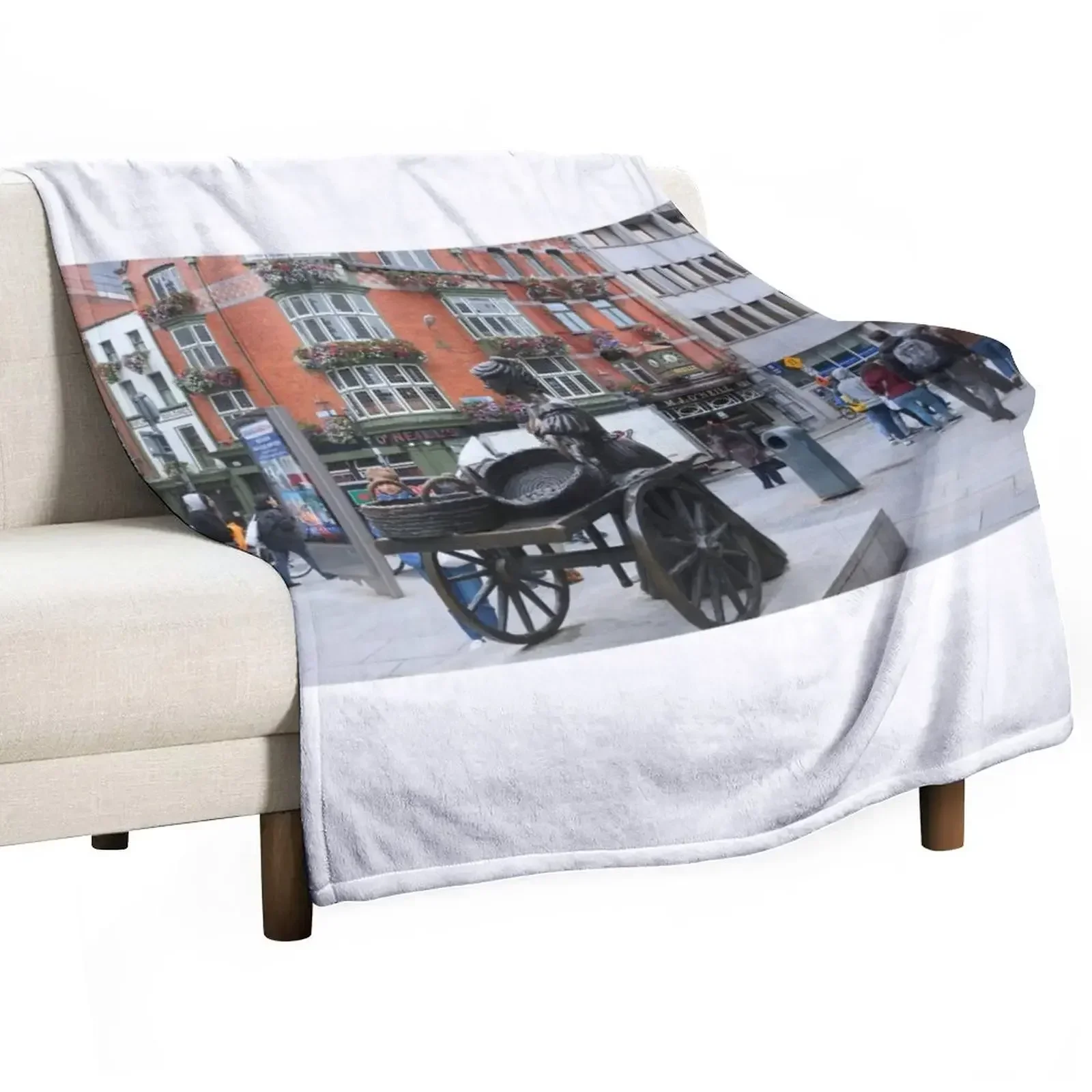 Statue of Molly Malone Throw Blanket Single Luxury Furry Furrys Blankets