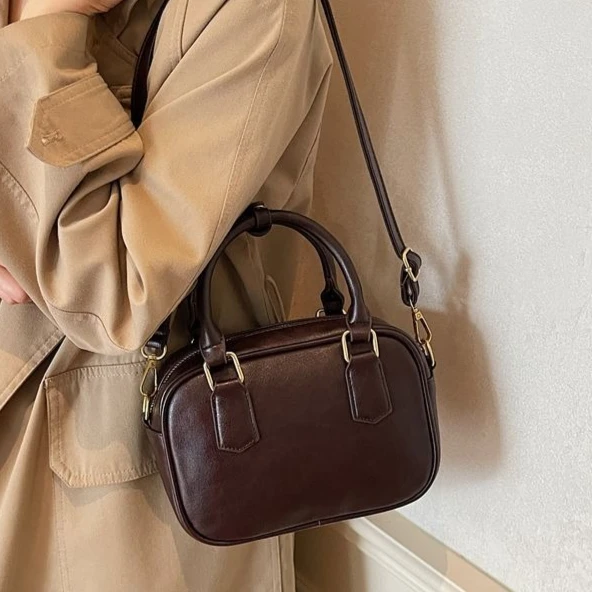 

Retro Fashion Simple Japanese Style Large Capacity PU Leather Storage Bag Crossbody Bags Shoulder Bag Tote Bags Women's Bag