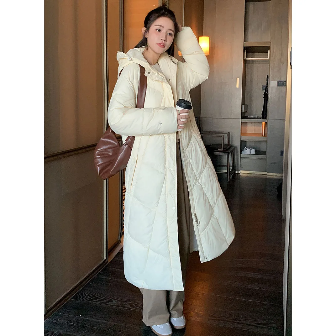 여성 겨울 재킷 2025 신상 한국 패션 슬림 블랙 패딩 코트 여성 두꺼운 따뜻한 다운 코튼 아우터웨어 대형 사이즈 파카