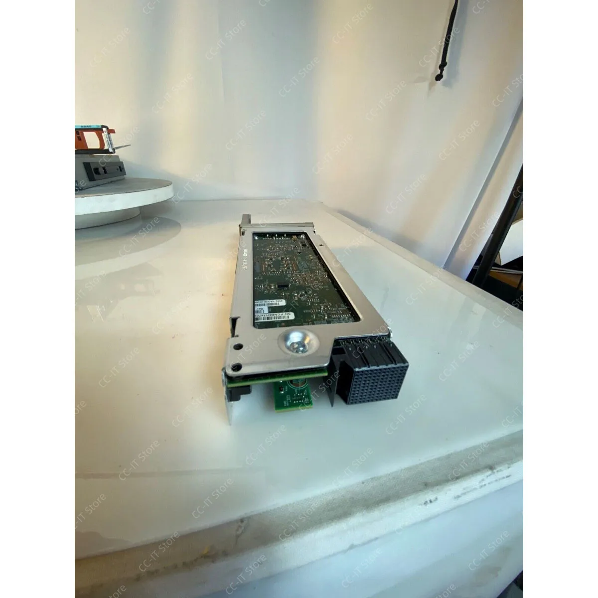 100-564-195-04 Management Module with 4GB RAM 128GB MLC For VPLEX VS6 Storage Array
