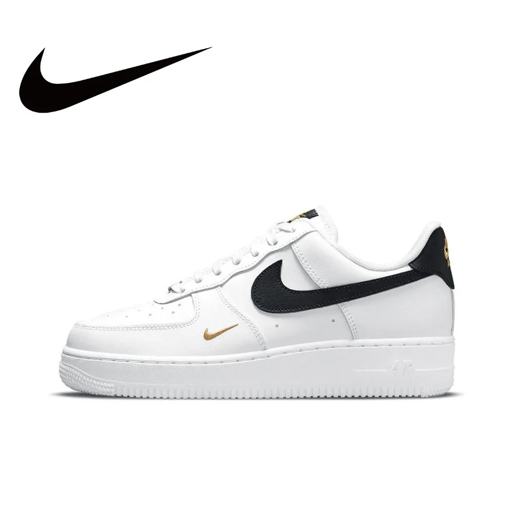 

Нижние бордшорты Nike Air Force 1 07 из нейтральной кожи в стиле ретро