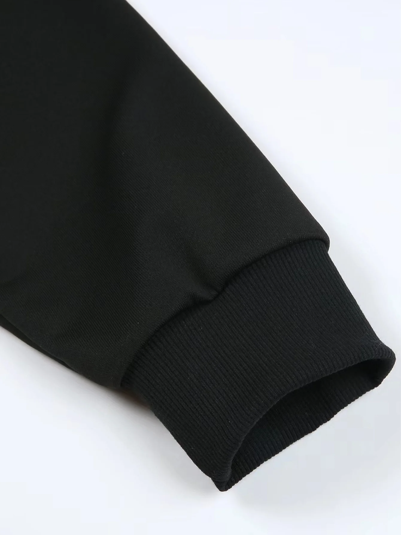 Men'S Casual Long Sleeve Crew Neck Sweatshirt with "HUNT" Deer Graphic Print - Beige, Loose Fit