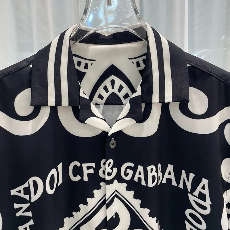 The latest short-sleeved shirt in summer Du Xi sailing series version of the roll-neck shirt Monogram solid color print trend