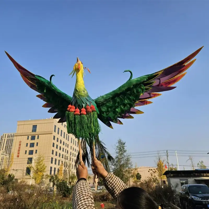 

New product simulation phoenix handmade ornament outdoor opening celebration creative model customization real feather film