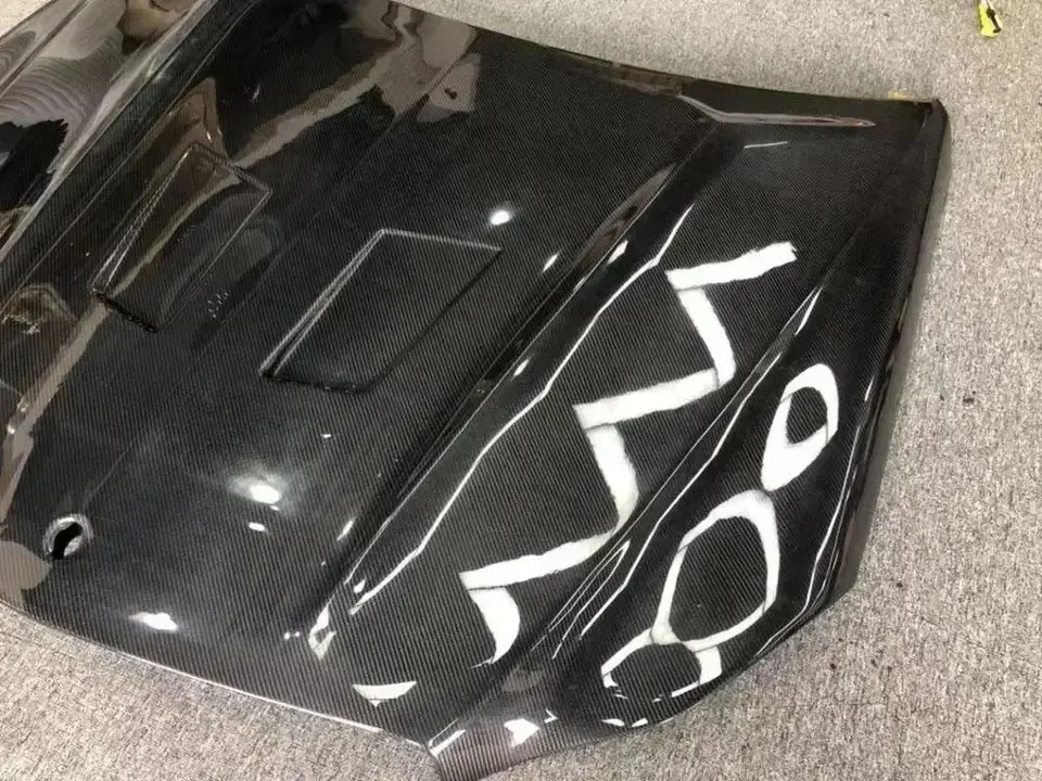 

2014-2016 for Mercedes Benz E Class W212 AMG Style Carbon Fiber Hood