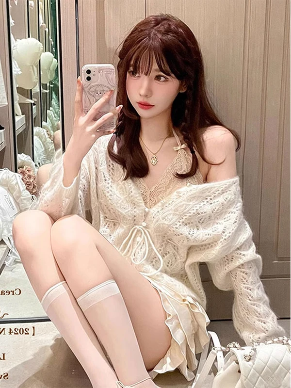 เสื้อครอปท็อปลูกไม้สำหรับต้นฤดูใบไม้ร่วง เสื้อซับในผู้หญิง พร้อมเสื้อกั๊กขนสัตว์เสริมฟองน้ำในตัว สายเดี่ยวสวยงาม ชุดชั้นใน