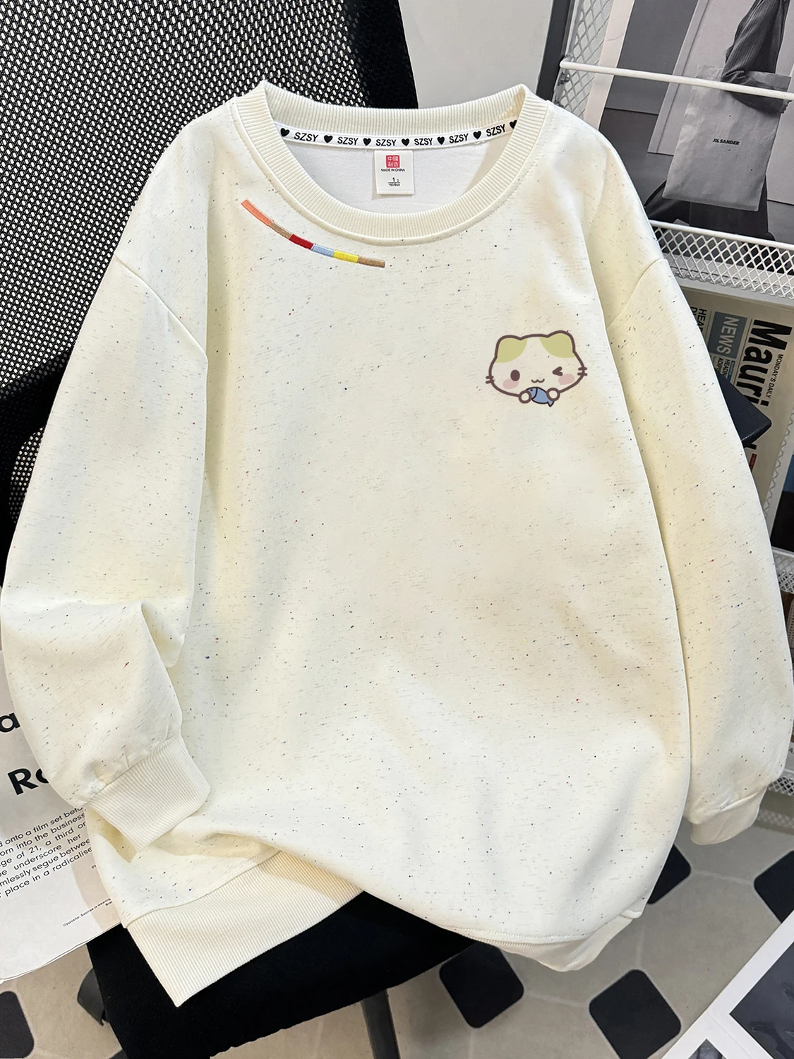 

Loose round Ne Sweatirt Embroidered Cartoon Design Korean Sle ex Early Autumn Faionable Casual Outerwear