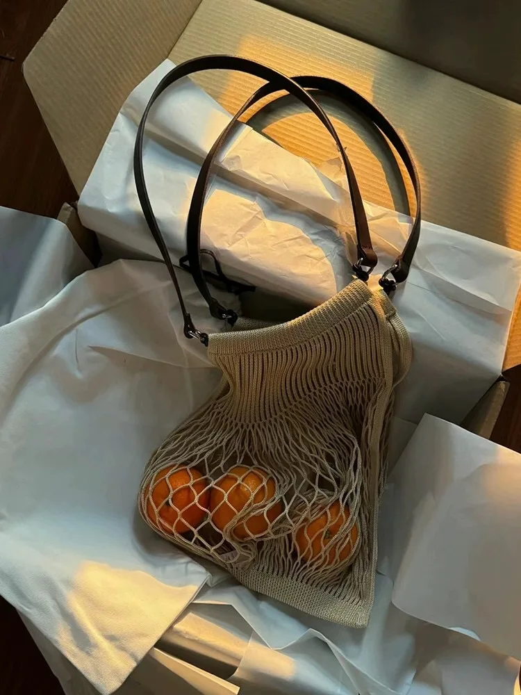 

Design Summer 2025 LE Knitted Hollow out Basket oulder Bag Crossbody Bag Open Top Soft Fabric Market Bag Women's Handbag