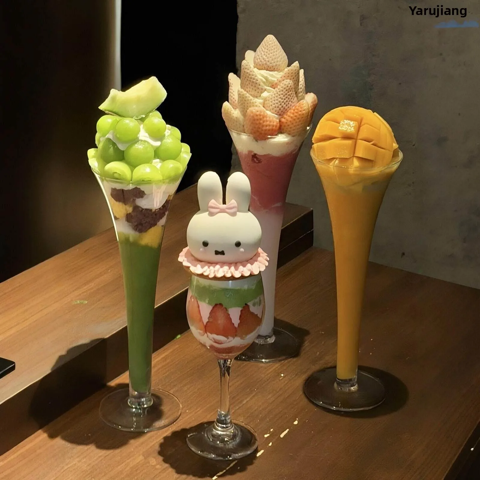 

Strawberry Mango Wild Night Parfait Glass Cup Summer New Product for Bars Restaurants Decorative Beer Cup Single Layer Body