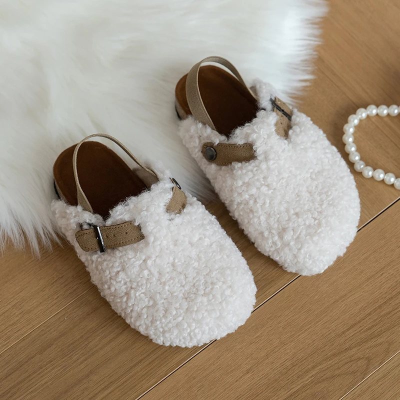 2024 Nieuwe Winter platte suède platte schoenen voor meisjes warme antislip hakken meisje schoenen Diverse slippers maat 26-36