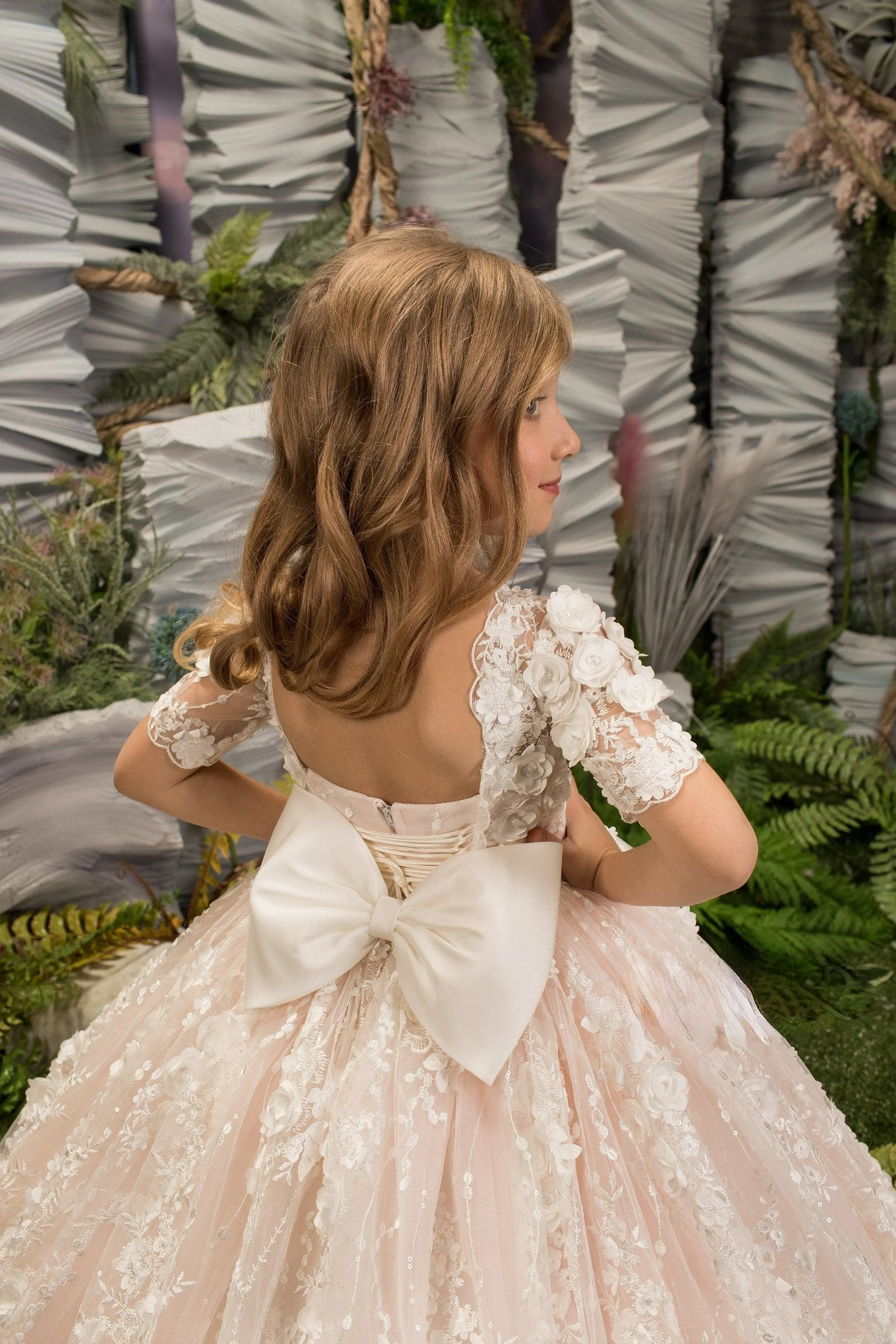 Lindo vestido champanhe flor menina adorável para festa de casamento mangas curtas inchado primeira comunhão vestidos de noite de aniversário