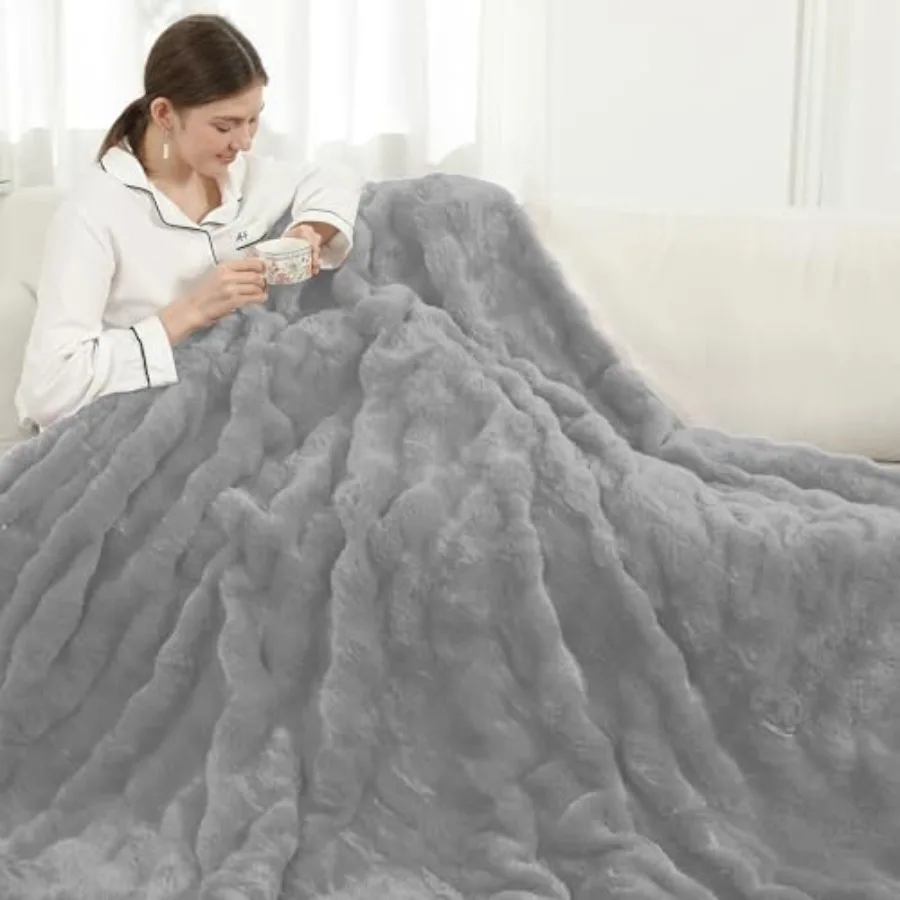 

Heated Blanket Full SizeFlannel and Faux Rabbit Fur Bubble Fleece Electric Throw Blanket 6 Heat Settings 1-10 Hour Auto-Off Ove