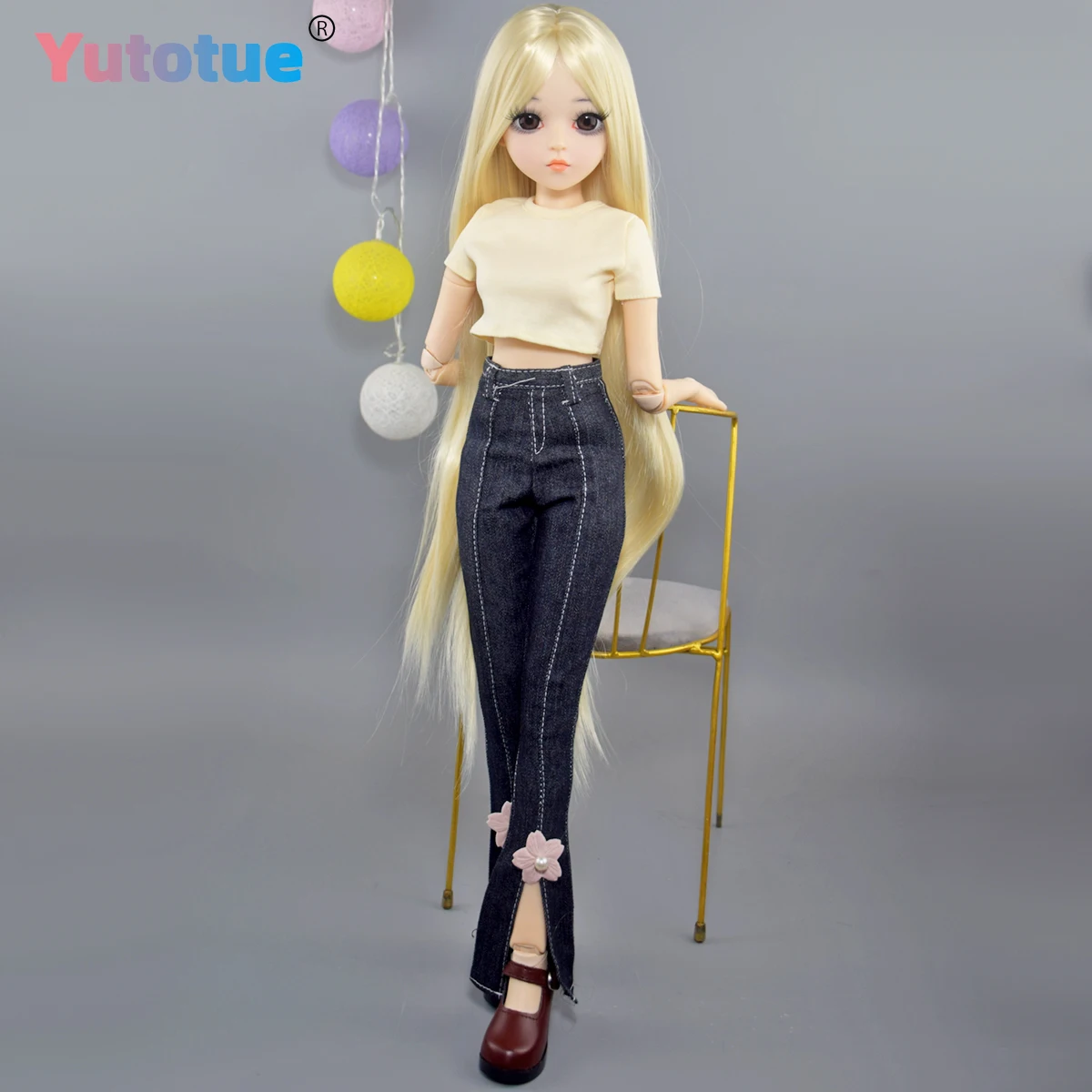 YUTOTUE 60 cm hohe Mädchenpuppe mit T-Shirt, Hose, Schuhe, lange blonde Perücken, lebensechte BJD-Puppenspielzeug im Maßstab 1:3