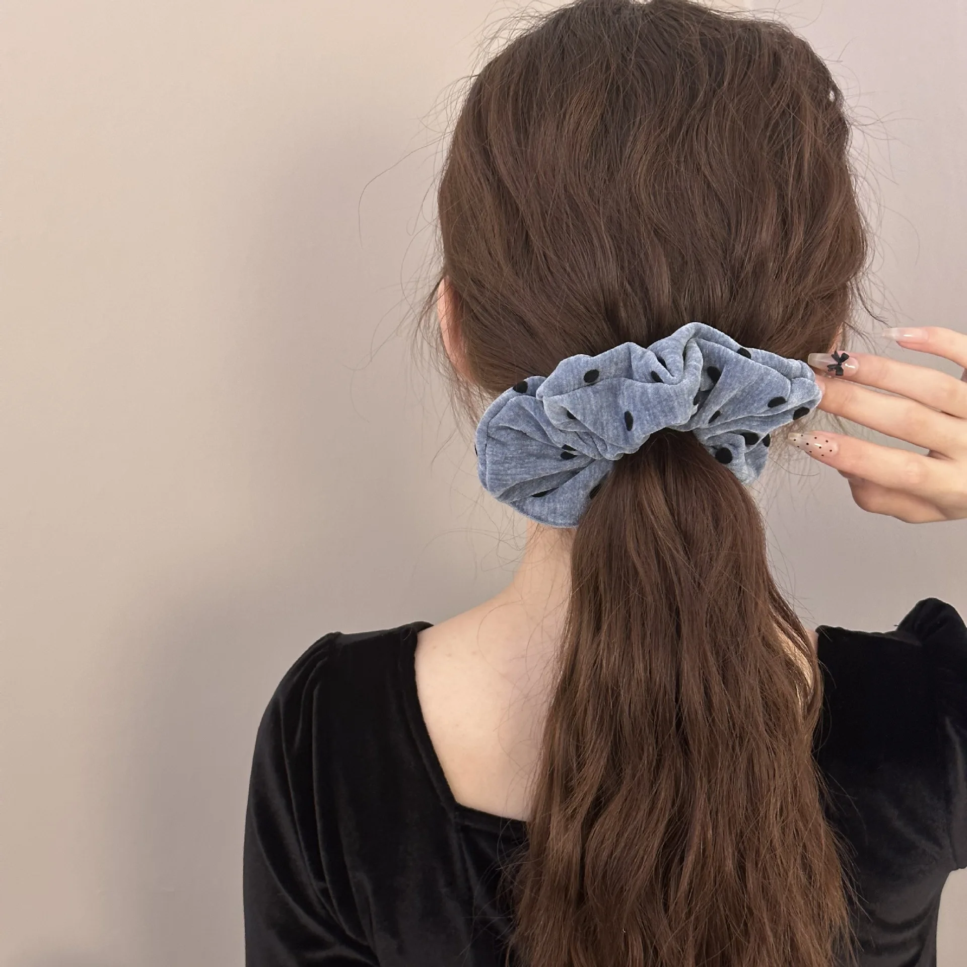 Velvet Polka Dot Hairbands Women Large Polka Dot Ruffle Hair Scrunchies Simple Elegant Hairbands Ponytail Holder Style Headwear