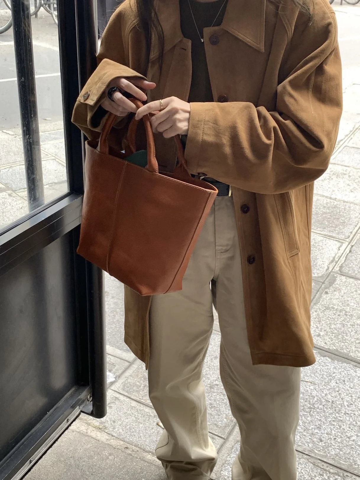 

Корейское простое замшевое пальто Candy Miss с длинными рукавами, отложным воротником, бархатное, для повседневной носки, средней длины, на одной пуговице